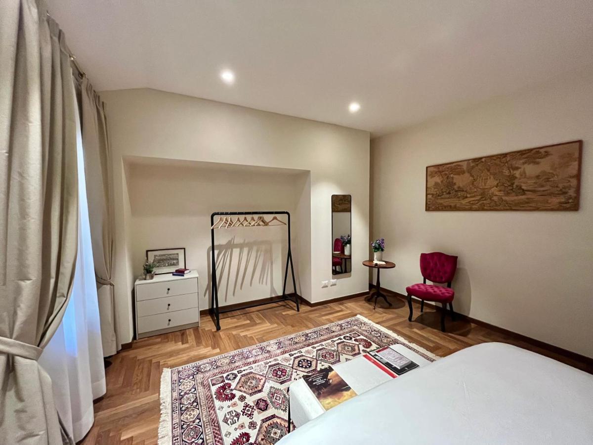 Lovely 2 Bedroom Apartment Nearby Piazza Maggiore Bologna Bagian luar foto